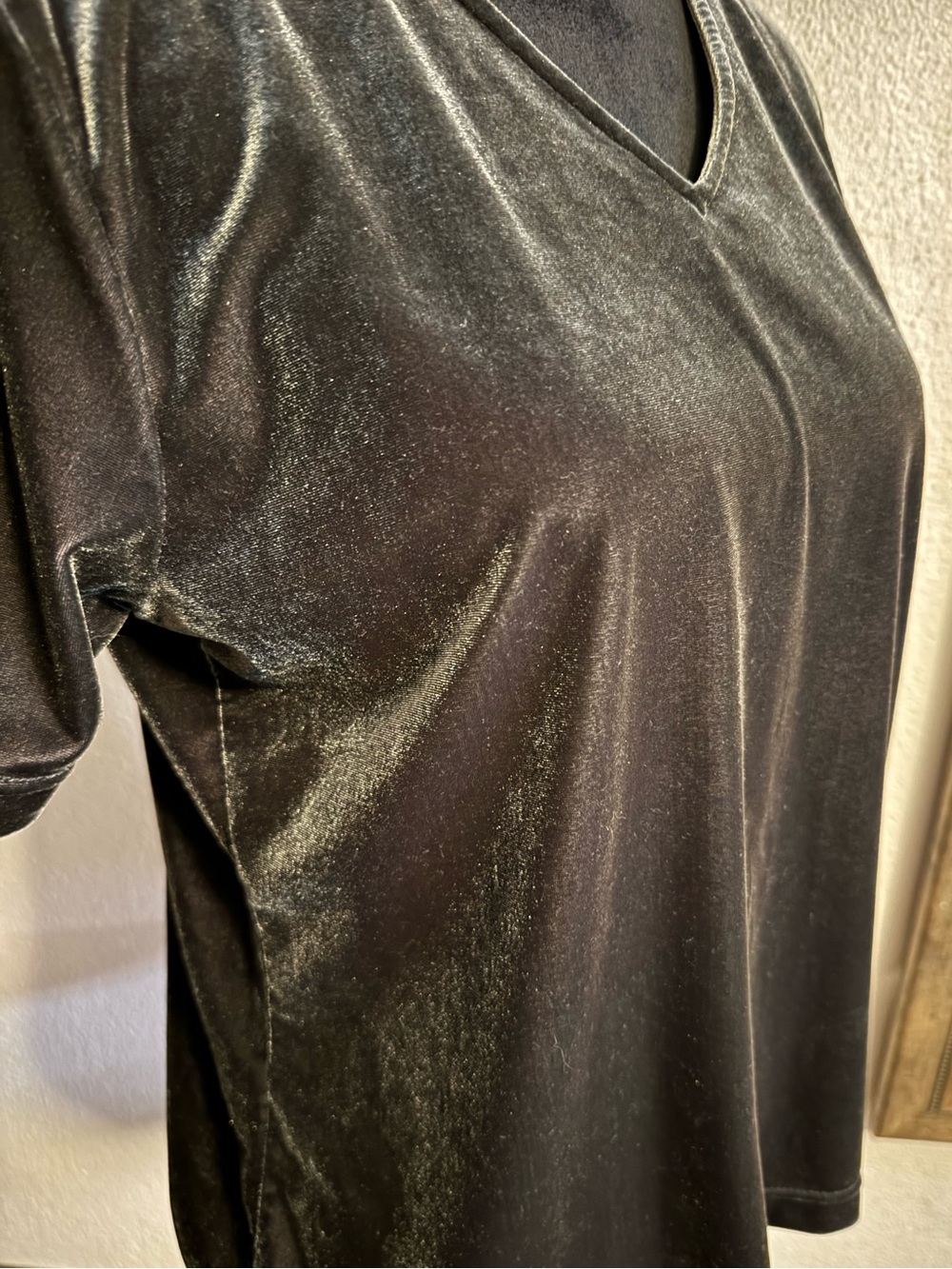 Kathie Lee Collection Vintage 90s Charcoal Gray Velvet Velour VNeck Top •Size L• - Picture 3 of 8